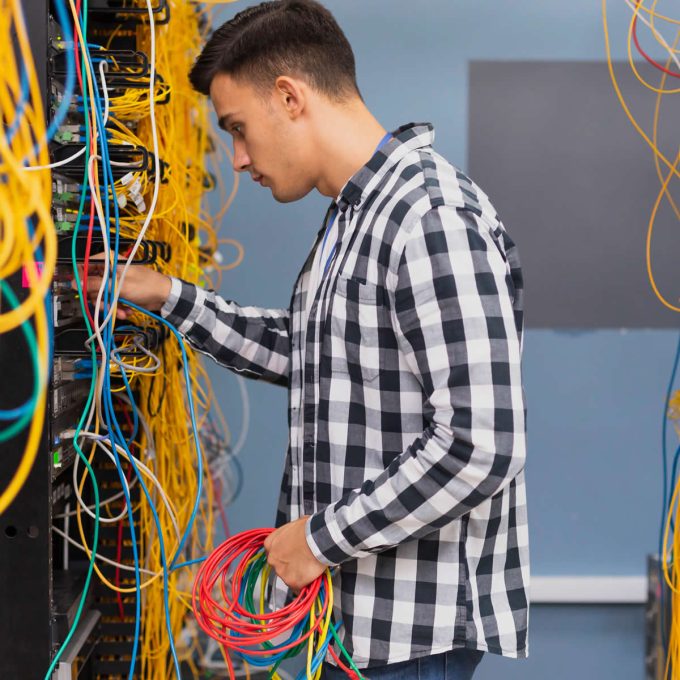 Apúntate a Grado Superior en Administración de Sistemas Informáticos en Red